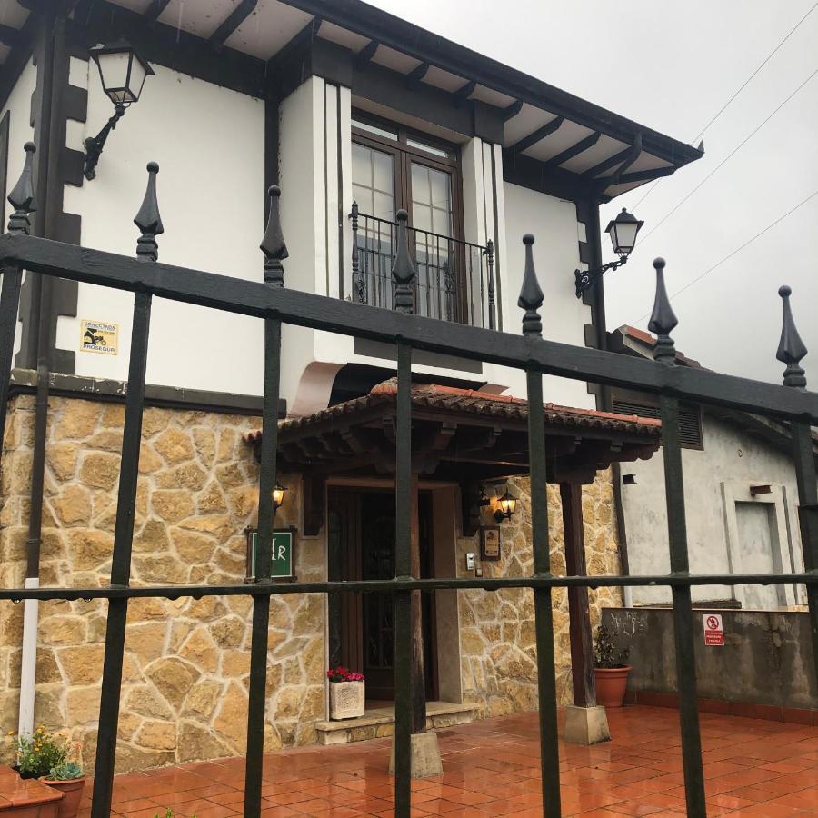 Hotel Restaurante La Carasca Orlé Екстериор снимка