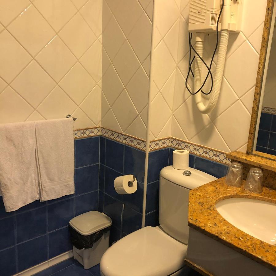 Hotel Restaurante La Carasca Orlé Екстериор снимка
