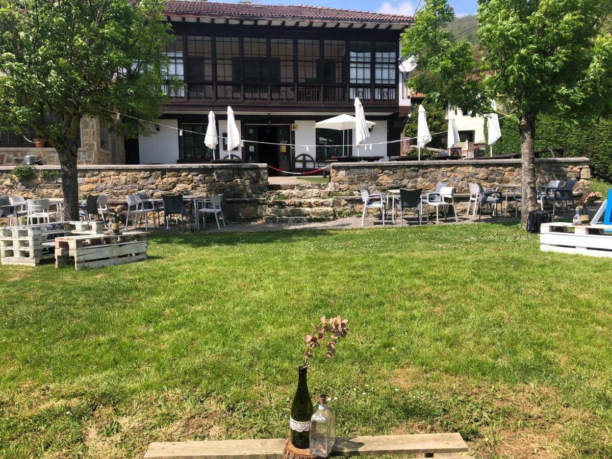 Hotel Restaurante La Carasca Orlé Екстериор снимка
