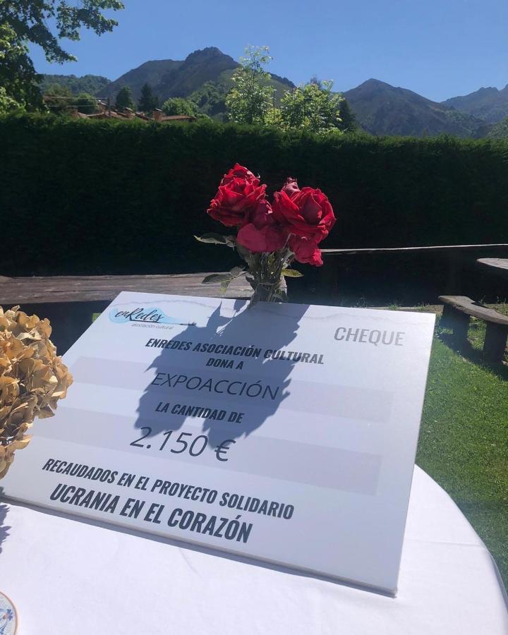 Hotel Restaurante La Carasca Orlé Екстериор снимка