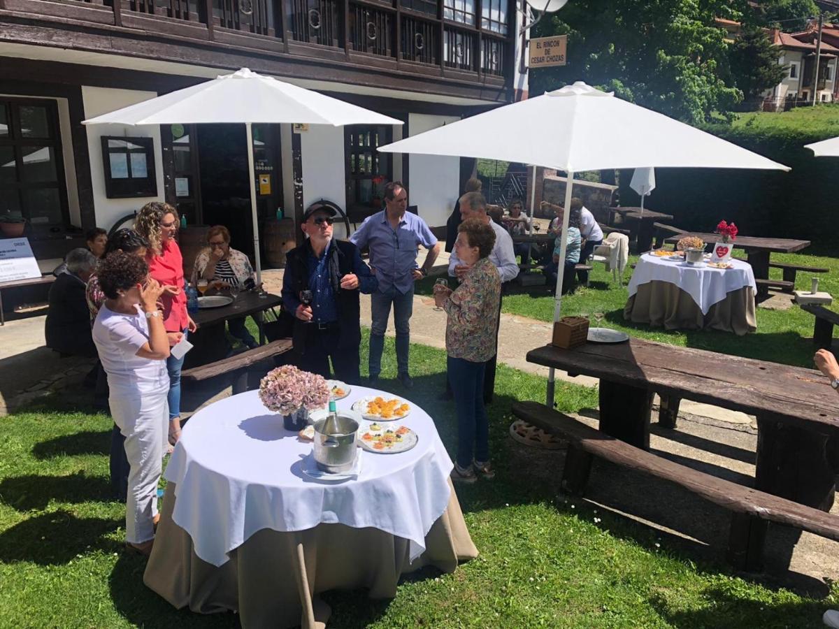 Hotel Restaurante La Carasca Orlé Екстериор снимка