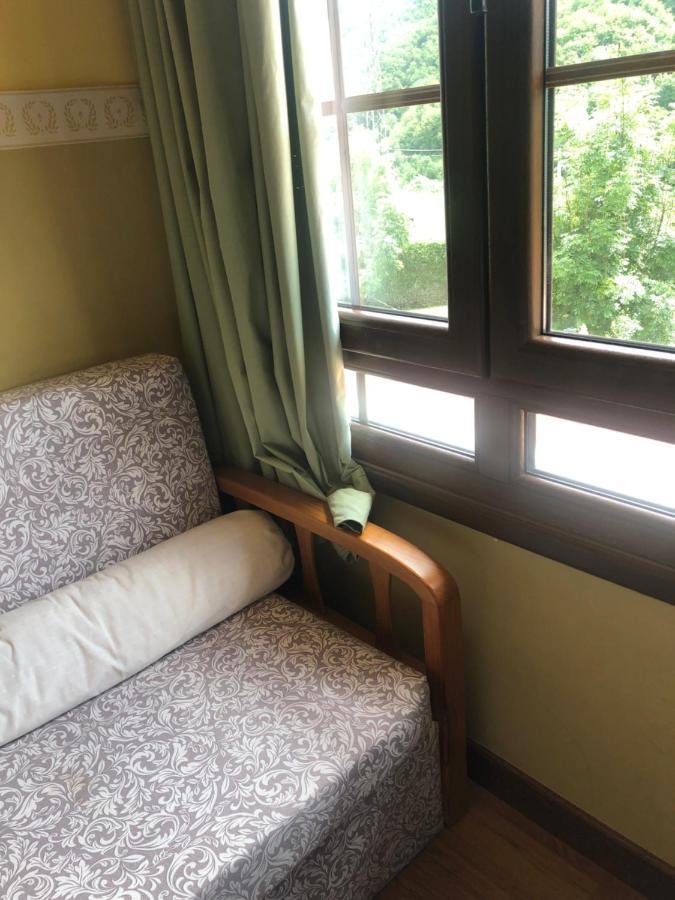 Hotel Restaurante La Carasca Orlé Екстериор снимка