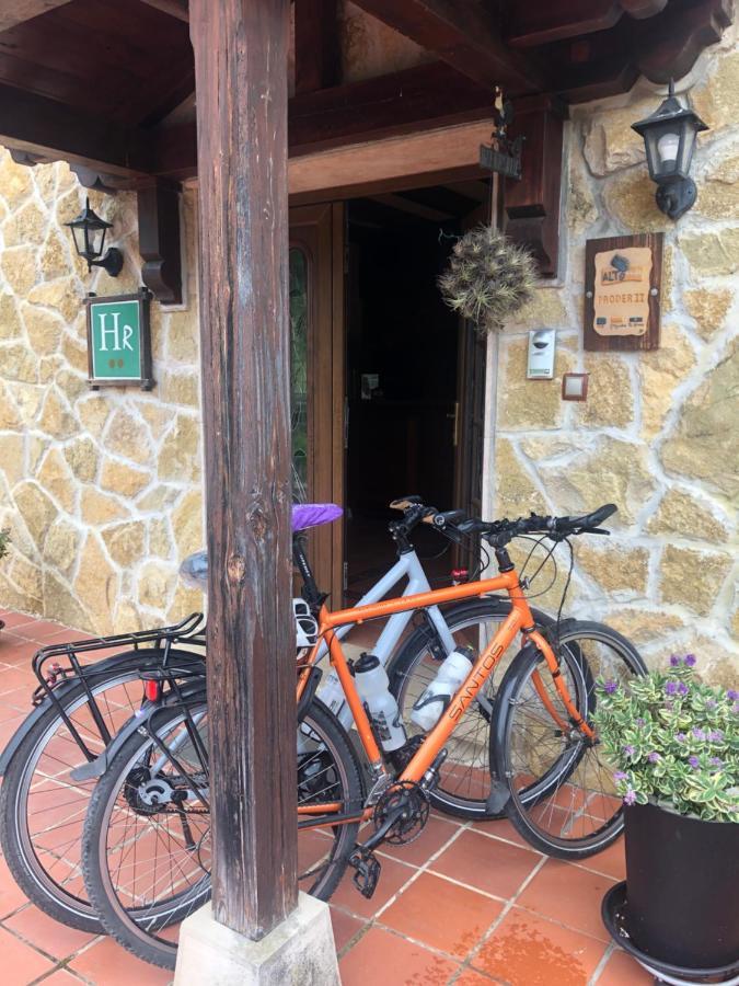 Hotel Restaurante La Carasca Orlé Екстериор снимка
